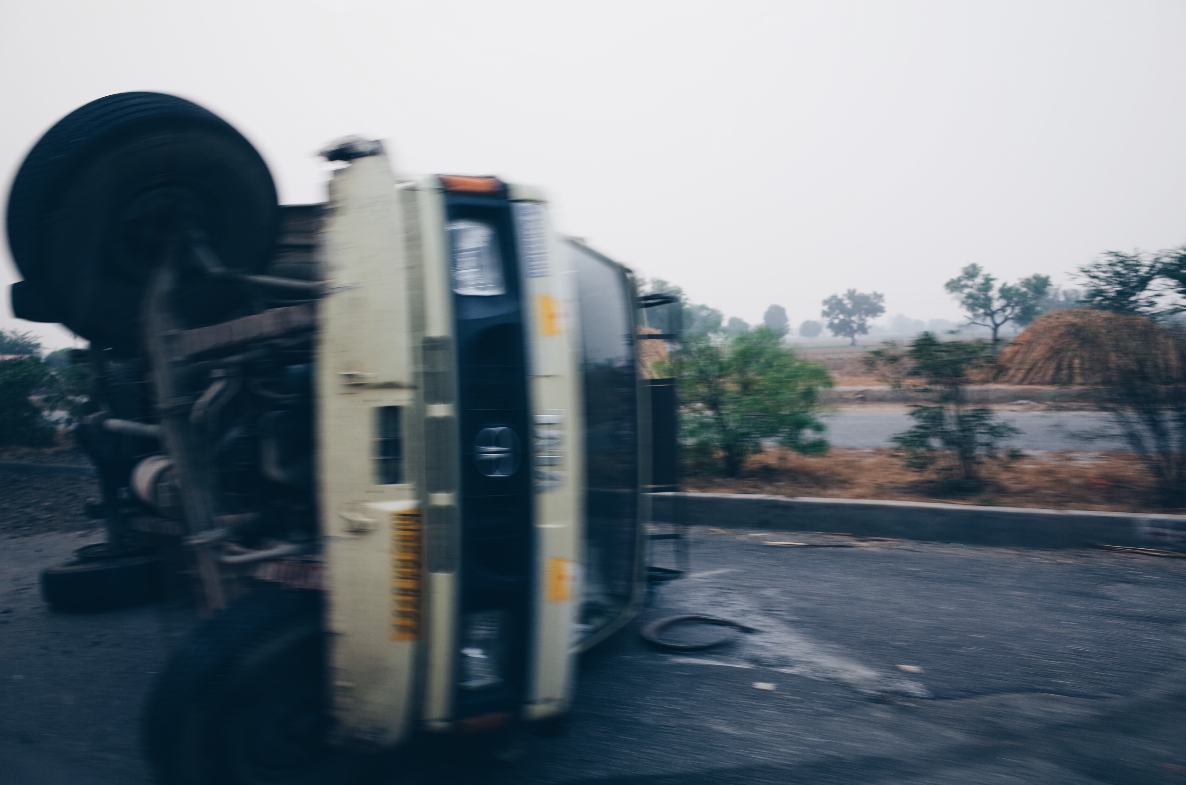 インド　トラック　事故